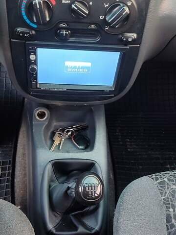 Сірий ЗАЗ Ланос, об'ємом двигуна 1.5 л та пробігом 180 тис. км за 2600 $, фото 14 на Automoto.ua