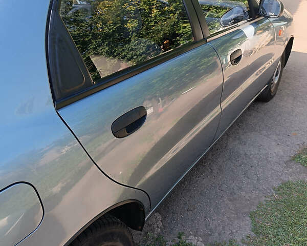 Сірий ЗАЗ Ланос, об'ємом двигуна 1.39 л та пробігом 58 тис. км за 2500 $, фото 4 на Automoto.ua