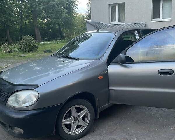 Сірий ЗАЗ Ланос, об'ємом двигуна 1.39 л та пробігом 220 тис. км за 1700 $, фото 3 на Automoto.ua