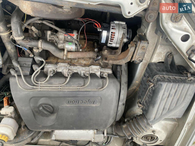Серый ЗАЗ Ланос, объемом двигателя 1.39 л и пробегом 290 тыс. км за 1555 $, фото 9 на Automoto.ua