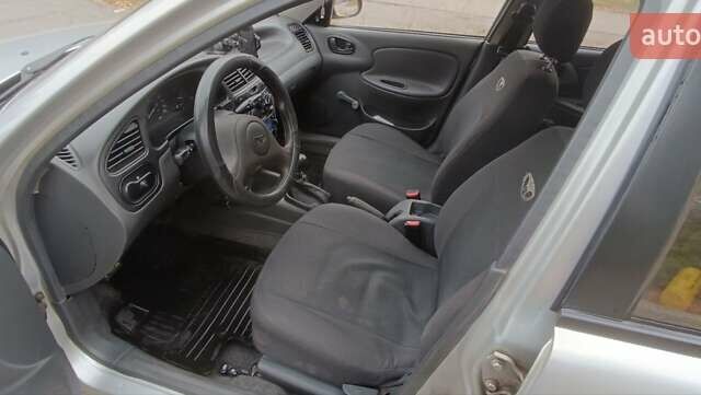 Сірий ЗАЗ Ланос, об'ємом двигуна 1.4 л та пробігом 120 тис. км за 2500 $, фото 2 на Automoto.ua