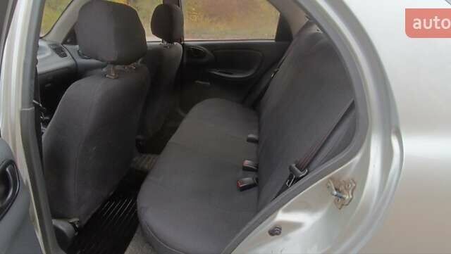 Сірий ЗАЗ Ланос, об'ємом двигуна 1.4 л та пробігом 120 тис. км за 2500 $, фото 3 на Automoto.ua