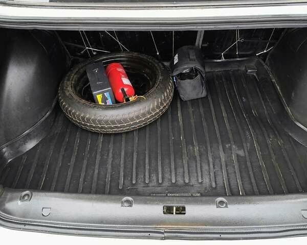 Серый ЗАЗ Ланос, объемом двигателя 1.5 л и пробегом 194 тыс. км за 2600 $, фото 2 на Automoto.ua