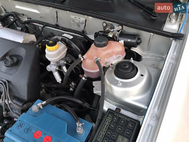 Сірий ЗАЗ Ланос, об'ємом двигуна 1.4 л та пробігом 55 тис. км за 3300 $, фото 8 на Automoto.ua
