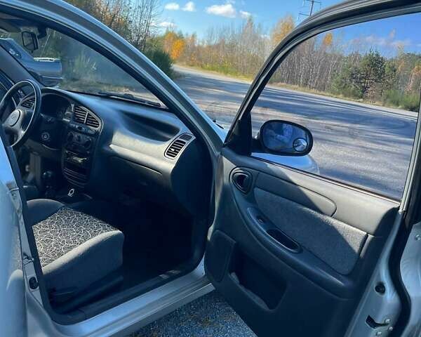 Сірий ЗАЗ Ланос, об'ємом двигуна 1.5 л та пробігом 71 тис. км за 2750 $, фото 2 на Automoto.ua