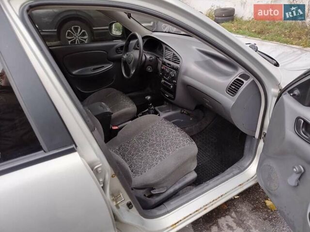 Серый ЗАЗ Ланос, объемом двигателя 1.5 л и пробегом 275 тыс. км за 2000 $, фото 18 на Automoto.ua