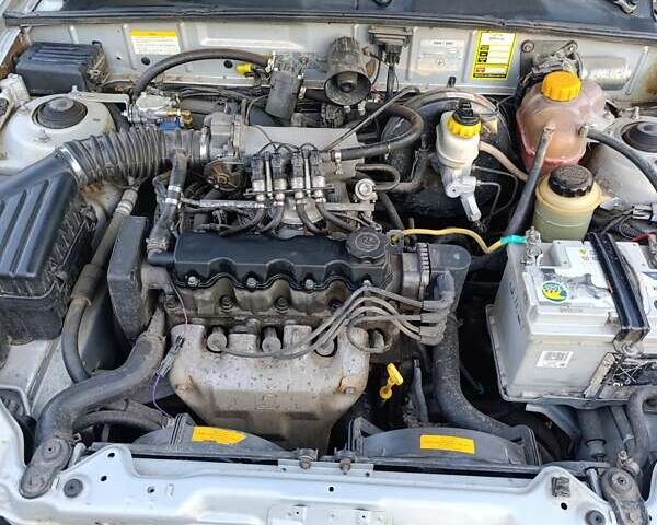 Серый ЗАЗ Ланос, объемом двигателя 1.5 л и пробегом 185 тыс. км за 3200 $, фото 3 на Automoto.ua