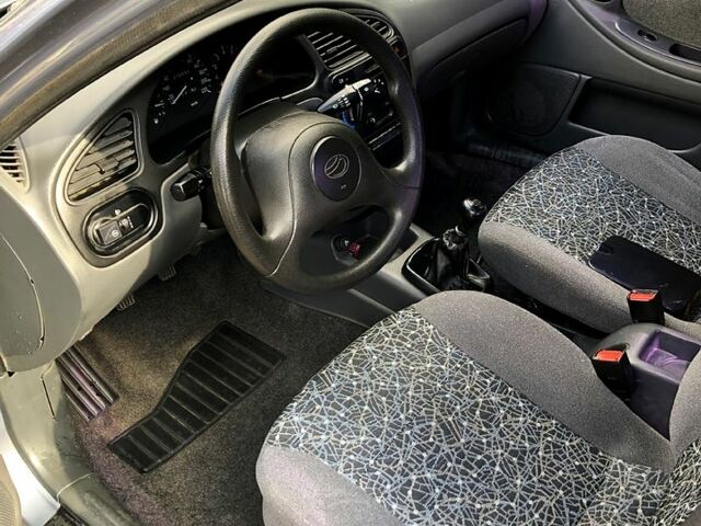 Сірий ЗАЗ Ланос, об'ємом двигуна 1.5 л та пробігом 76 тис. км за 3550 $, фото 3 на Automoto.ua