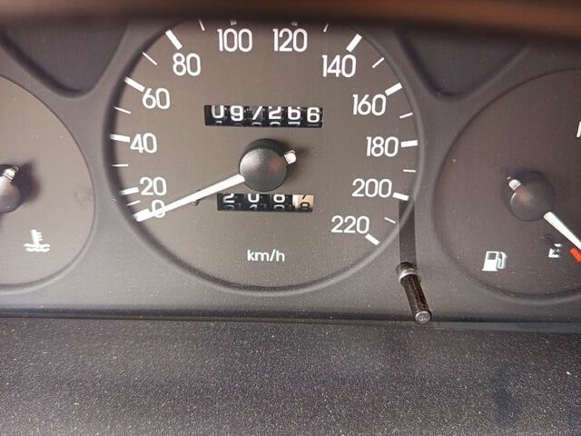 Серый ЗАЗ Ланос, объемом двигателя 1.3 л и пробегом 100 тыс. км за 3000 $, фото 2 на Automoto.ua