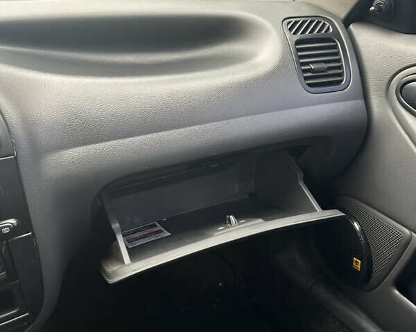 Сірий ЗАЗ Ланос, об'ємом двигуна 1.5 л та пробігом 211 тис. км за 3200 $, фото 10 на Automoto.ua