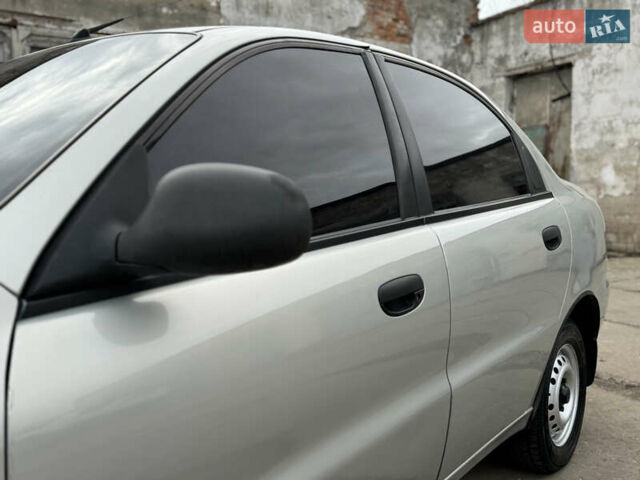 Серый ЗАЗ Ланос, объемом двигателя 1.5 л и пробегом 89 тыс. км за 3600 $, фото 12 на Automoto.ua