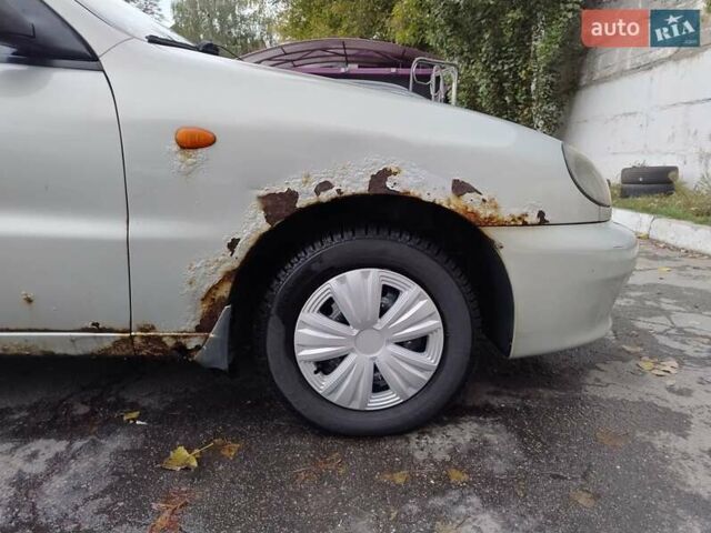 Серый ЗАЗ Ланос, объемом двигателя 1.5 л и пробегом 275 тыс. км за 2000 $, фото 17 на Automoto.ua