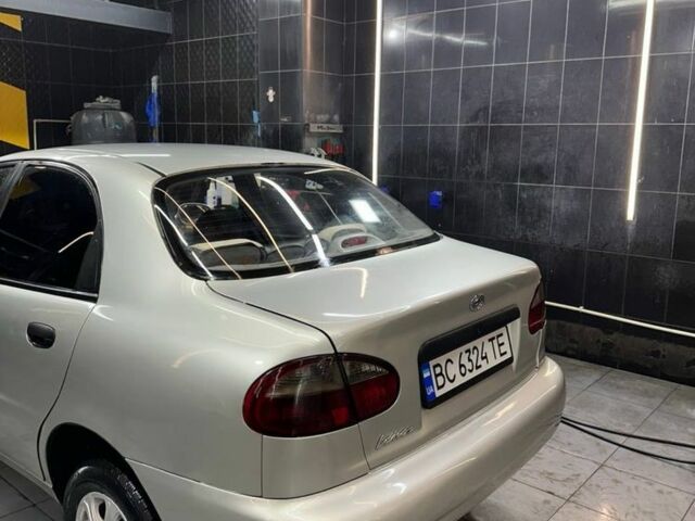 Сірий ЗАЗ Ланос, об'ємом двигуна 1.6 л та пробігом 270 тис. км за 1999 $, фото 7 на Automoto.ua