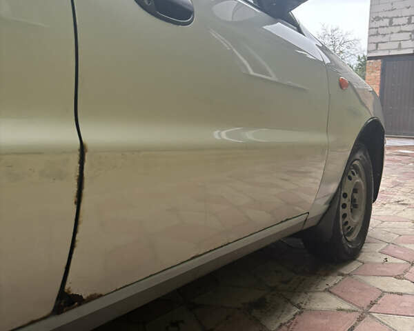 Серый ЗАЗ Ланос, объемом двигателя 1.5 л и пробегом 110 тыс. км за 2400 $, фото 2 на Automoto.ua