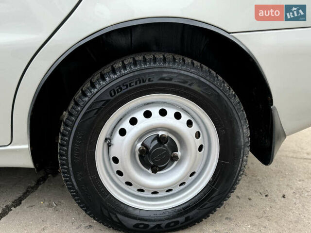 Серый ЗАЗ Ланос, объемом двигателя 1.5 л и пробегом 89 тыс. км за 3600 $, фото 9 на Automoto.ua