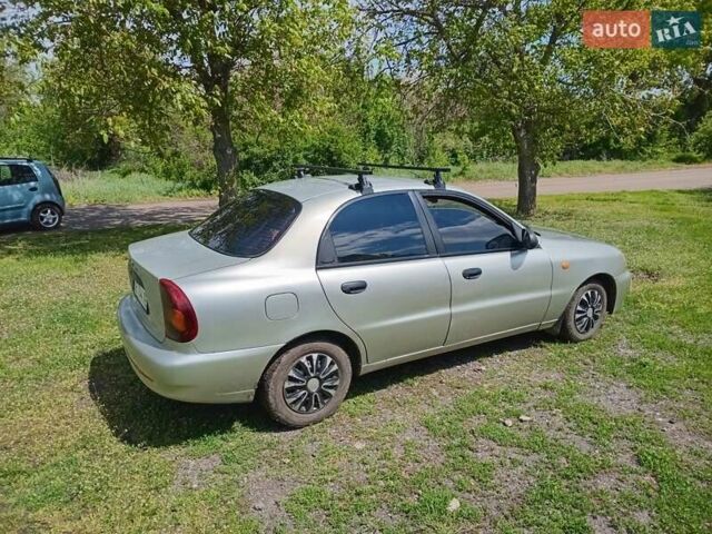 Сірий ЗАЗ Ланос, об'ємом двигуна 1.39 л та пробігом 152 тис. км за 2400 $, фото 7 на Automoto.ua
