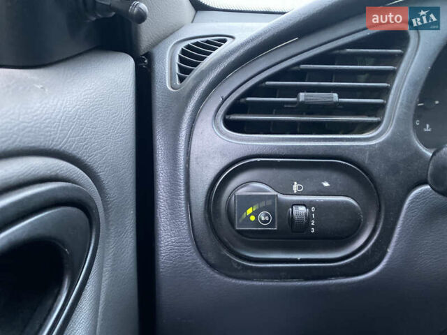 Сірий ЗАЗ Ланос, об'ємом двигуна 1.5 л та пробігом 170 тис. км за 2500 $, фото 13 на Automoto.ua