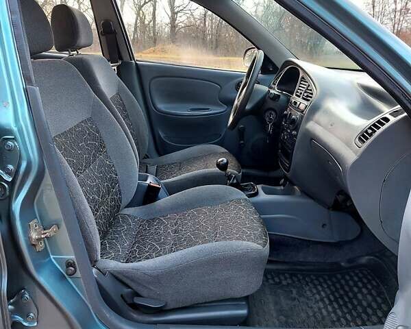 Сірий ЗАЗ Ланос, об'ємом двигуна 1.5 л та пробігом 185 тис. км за 2700 $, фото 27 на Automoto.ua