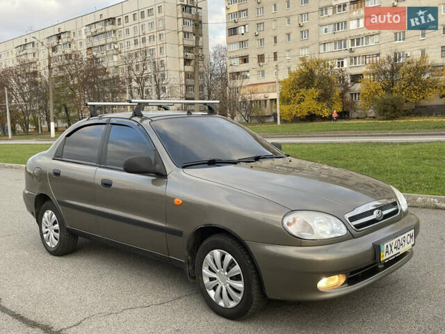 Серый ЗАЗ Ланос, объемом двигателя 1.5 л и пробегом 157 тыс. км за 3000 $, фото 2 на Automoto.ua