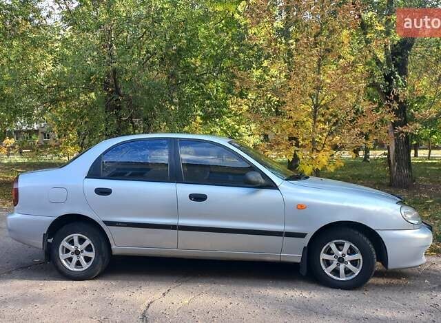 Серый ЗАЗ Ланос, объемом двигателя 1.6 л и пробегом 239 тыс. км за 2600 $, фото 1 на Automoto.ua