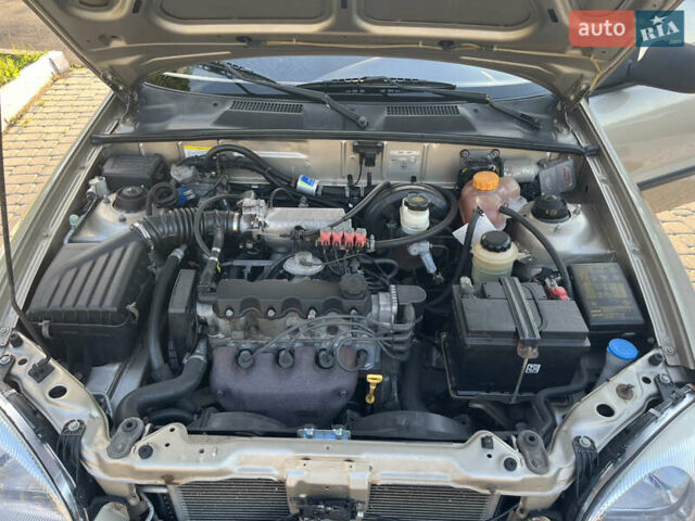 Сірий ЗАЗ Ланос, об'ємом двигуна 1.5 л та пробігом 177 тис. км за 2900 $, фото 16 на Automoto.ua