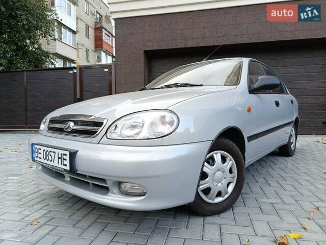 Сірий ЗАЗ Ланос, об'ємом двигуна 1.5 л та пробігом 8 тис. км за 4900 $, фото 2 на Automoto.ua