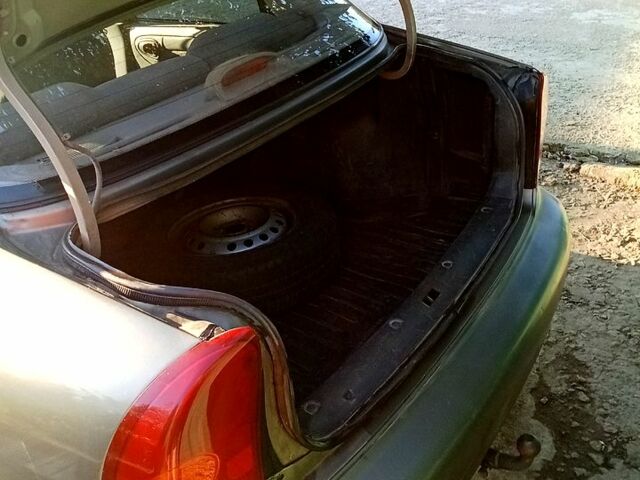 Сірий ЗАЗ Ланос, об'ємом двигуна 1.5 л та пробігом 91 тис. км за 2500 $, фото 2 на Automoto.ua