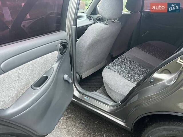 Серый ЗАЗ Ланос, объемом двигателя 1.5 л и пробегом 175 тыс. км за 2800 $, фото 12 на Automoto.ua