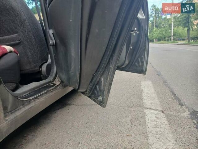 Сірий ЗАЗ Ланос, об'ємом двигуна 1.5 л та пробігом 260 тис. км за 2000 $, фото 7 на Automoto.ua