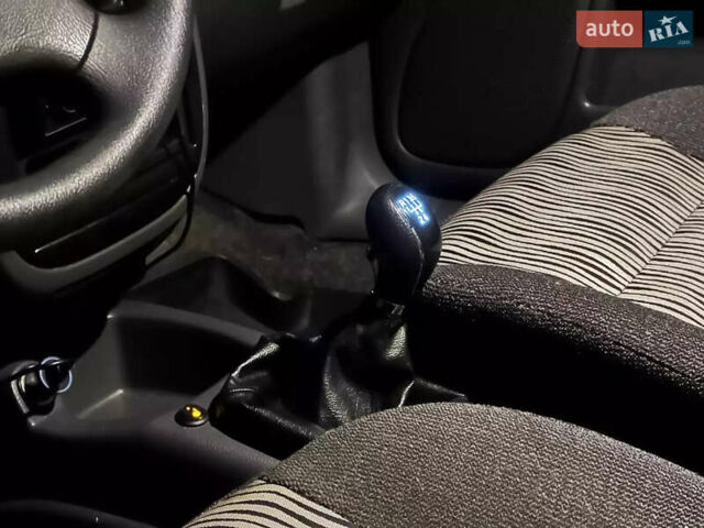 Серый ЗАЗ Ланос, объемом двигателя 1.5 л и пробегом 95 тыс. км за 3600 $, фото 15 на Automoto.ua