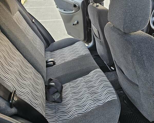 Сірий ЗАЗ Ланос, об'ємом двигуна 1.4 л та пробігом 84 тис. км за 5900 $, фото 21 на Automoto.ua