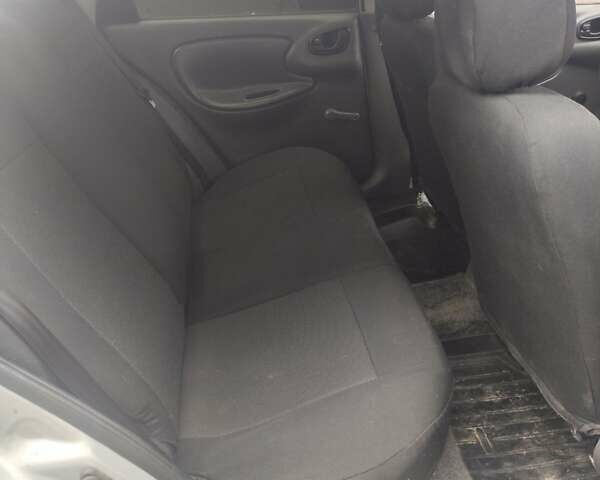 Сірий ЗАЗ Ланос, об'ємом двигуна 1.5 л та пробігом 130 тис. км за 2800 $, фото 2 на Automoto.ua