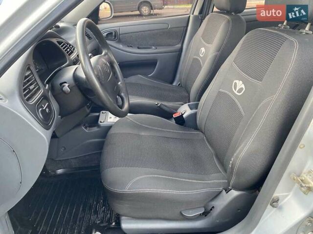 Сірий ЗАЗ Ланос, об'ємом двигуна 1.4 л та пробігом 100 тис. км за 4500 $, фото 12 на Automoto.ua