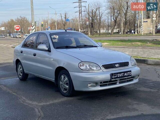 Сірий ЗАЗ Ланос, об'ємом двигуна 1.4 л та пробігом 100 тис. км за 4500 $, фото 4 на Automoto.ua