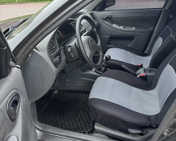 Серый ЗАЗ Ланос, объемом двигателя 1.5 л и пробегом 120 тыс. км за 3200 $, фото 3 на Automoto.ua