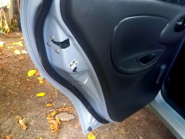 Серый ЗАЗ Ланос, объемом двигателя 1.5 л и пробегом 30 тыс. км за 2700 $, фото 6 на Automoto.ua