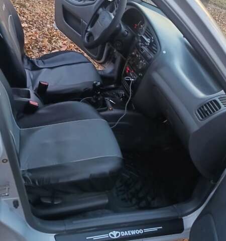 Серый ЗАЗ Ланос, объемом двигателя 1.5 л и пробегом 180 тыс. км за 3500 $, фото 3 на Automoto.ua