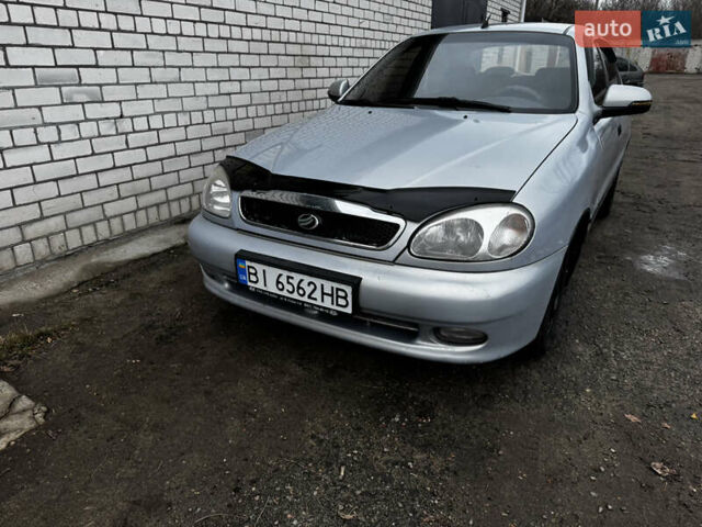 Сірий ЗАЗ Ланос, об'ємом двигуна 1.5 л та пробігом 200 тис. км за 2750 $, фото 1 на Automoto.ua