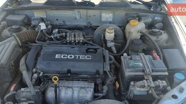 Сірий ЗАЗ Ланос, об'ємом двигуна 1.4 л та пробігом 73 тис. км за 4500 $, фото 18 на Automoto.ua