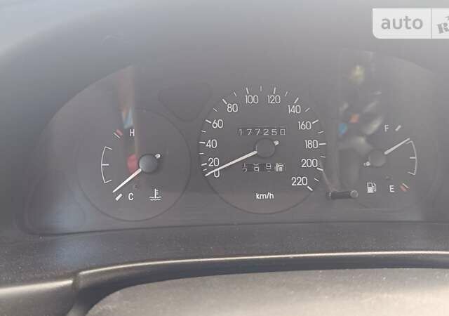 Синий ЗАЗ Ланос, объемом двигателя 1.5 л и пробегом 190 тыс. км за 2800 $, фото 3 на Automoto.ua