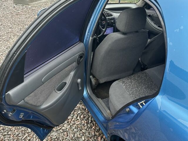 Синій ЗАЗ Ланос, об'ємом двигуна 1.5 л та пробігом 190 тис. км за 2900 $, фото 6 на Automoto.ua