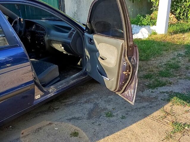 Синий ЗАЗ Ланос, объемом двигателя 1.5 л и пробегом 180 тыс. км за 2200 $, фото 3 на Automoto.ua