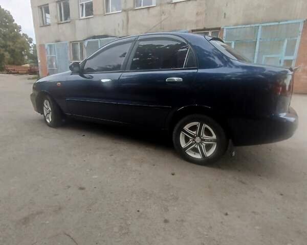 Синий ЗАЗ Ланос, объемом двигателя 1.3 л и пробегом 200 тыс. км за 2200 $, фото 1 на Automoto.ua