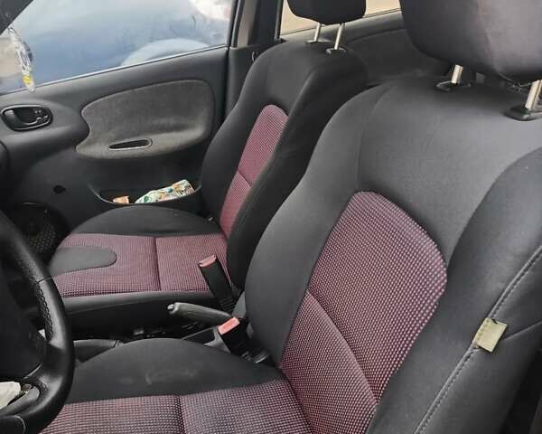 Синий ЗАЗ Ланос, объемом двигателя 1.3 л и пробегом 153 тыс. км за 2000 $, фото 11 на Automoto.ua