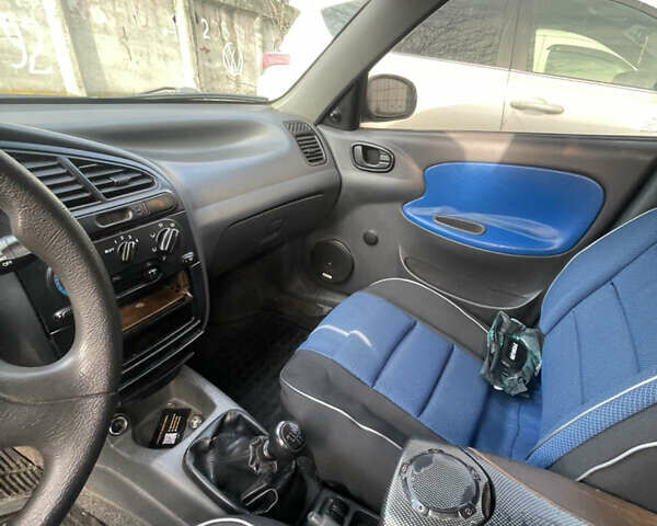 Синий ЗАЗ Ланос, объемом двигателя 1.39 л и пробегом 370 тыс. км за 1200 $, фото 3 на Automoto.ua