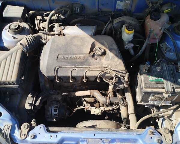 Синій ЗАЗ Ланос, об'ємом двигуна 1.39 л та пробігом 180 тис. км за 2150 $, фото 7 на Automoto.ua