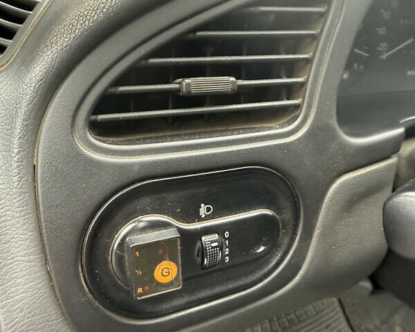 Синій ЗАЗ Ланос, об'ємом двигуна 1.5 л та пробігом 248 тис. км за 1800 $, фото 16 на Automoto.ua