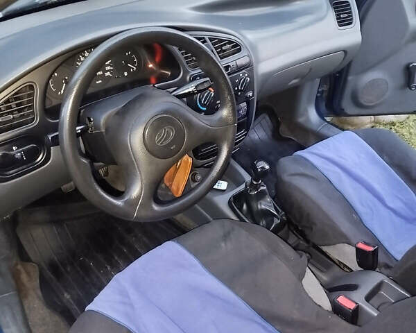 Синий ЗАЗ Ланос, объемом двигателя 1.6 л и пробегом 98 тыс. км за 2300 $, фото 5 на Automoto.ua