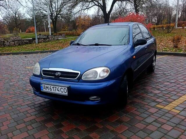 Синій ЗАЗ Ланос, об'ємом двигуна 1.6 л та пробігом 200 тис. км за 1750 $, фото 8 на Automoto.ua