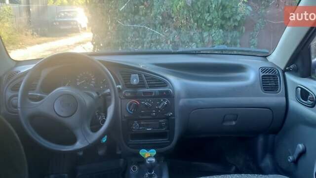 Синий ЗАЗ Ланос, объемом двигателя 1.5 л и пробегом 140 тыс. км за 2300 $, фото 2 на Automoto.ua